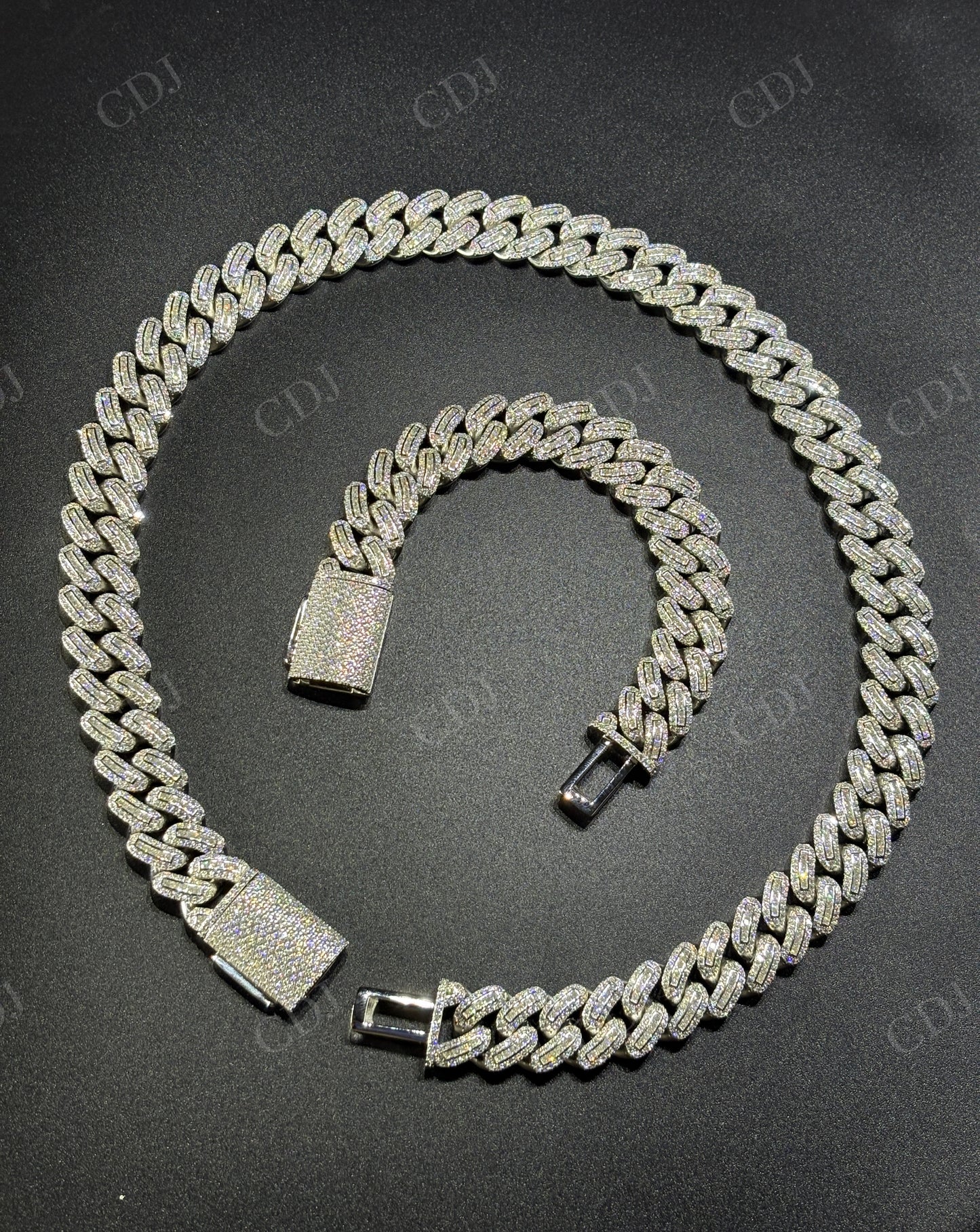 16mm Round Middle Straight Bezel Sterling Silver Moissanite Chain