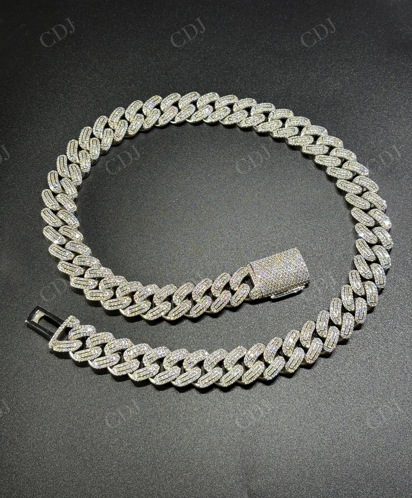 16mm Round Middle Straight Bezel Sterling Silver Moissanite Chain