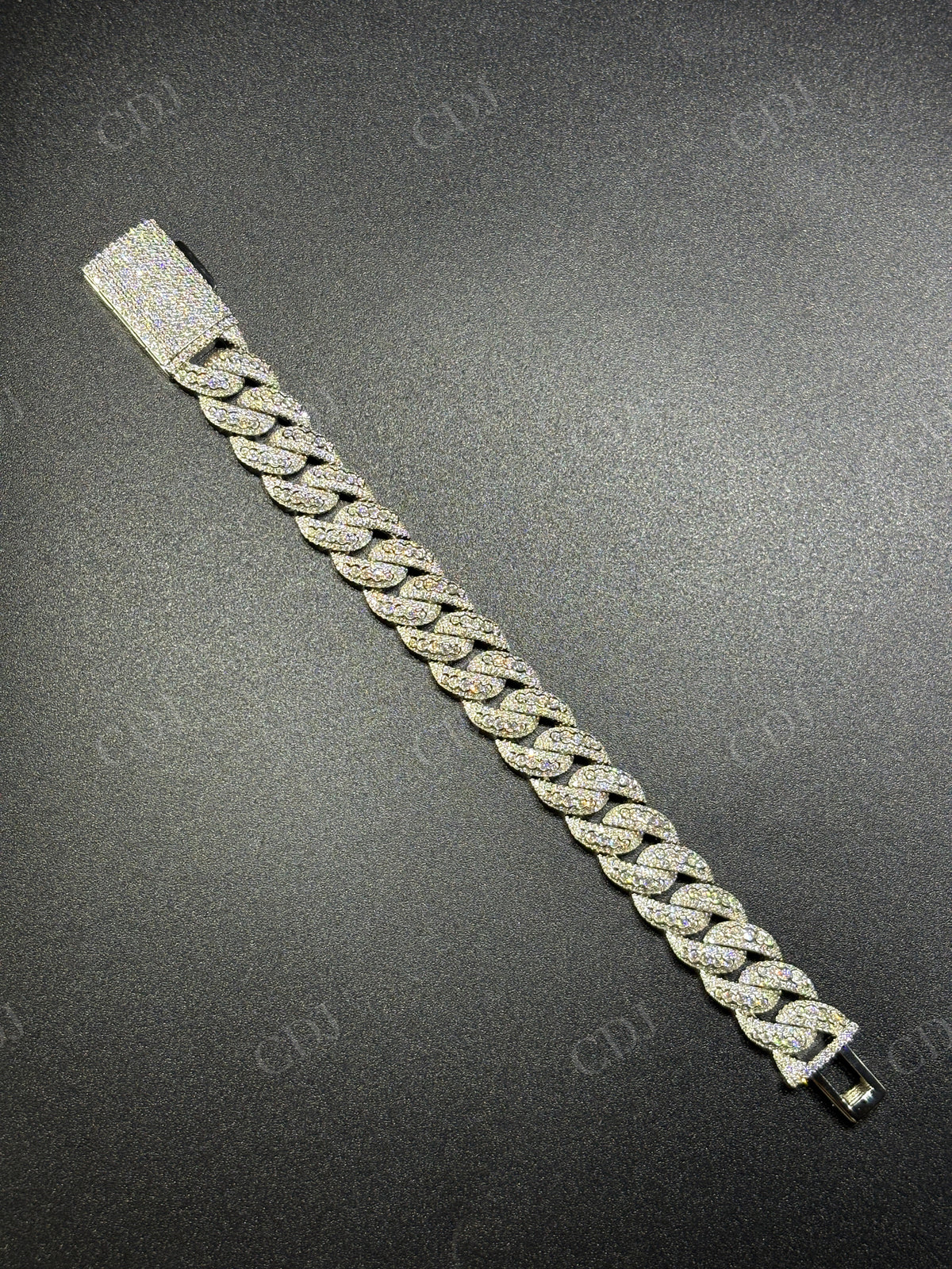 14mm Round Middle Curve Bezel Silver Moissanite Chain